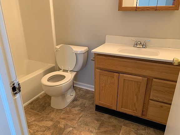 4th image of 5056 Hodson Dr