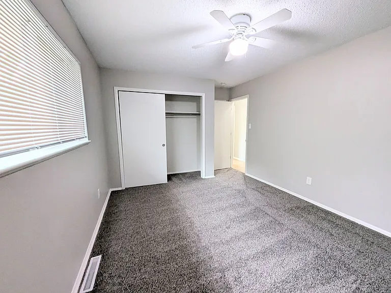2511 Launcelot Ct — Photo 18