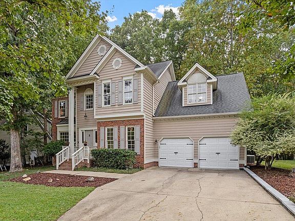 2nd image of 310 Loblolly Dr