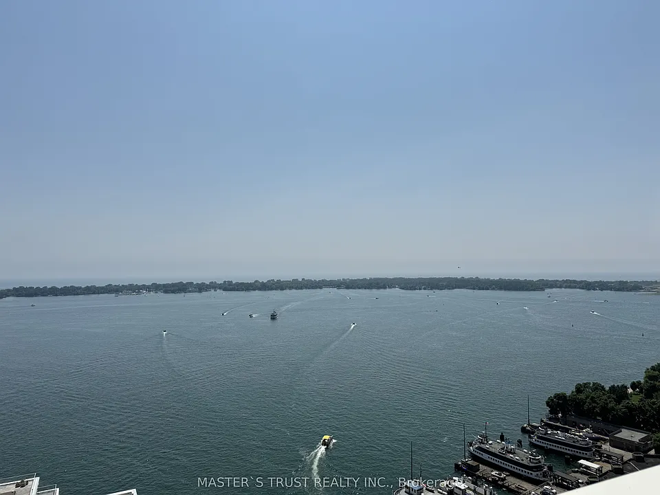 15 Queens Quay E #2503