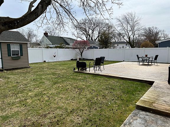 5th image of 85 Riverside Avenue