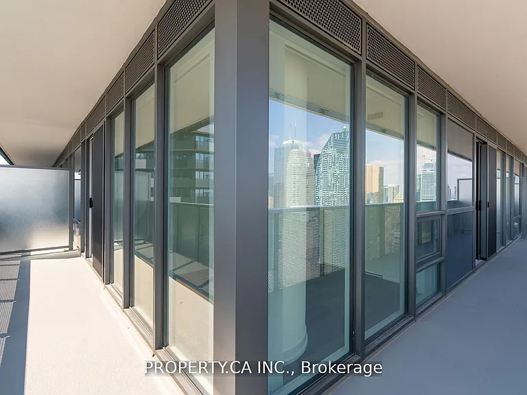 55 Cooper St #4205 — Photo 14