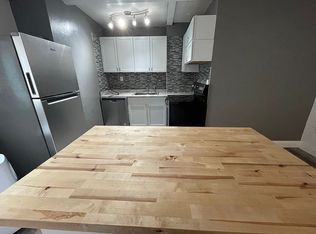 11720 Edgewater Dr APT 404, Lakewood, OH 44107