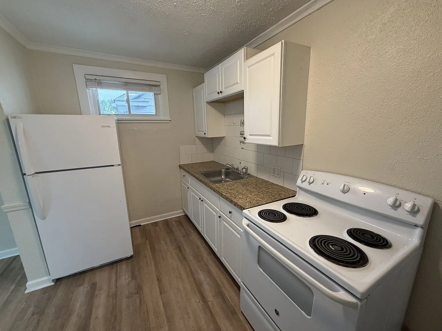 4417 Eastway St. — Photo 3