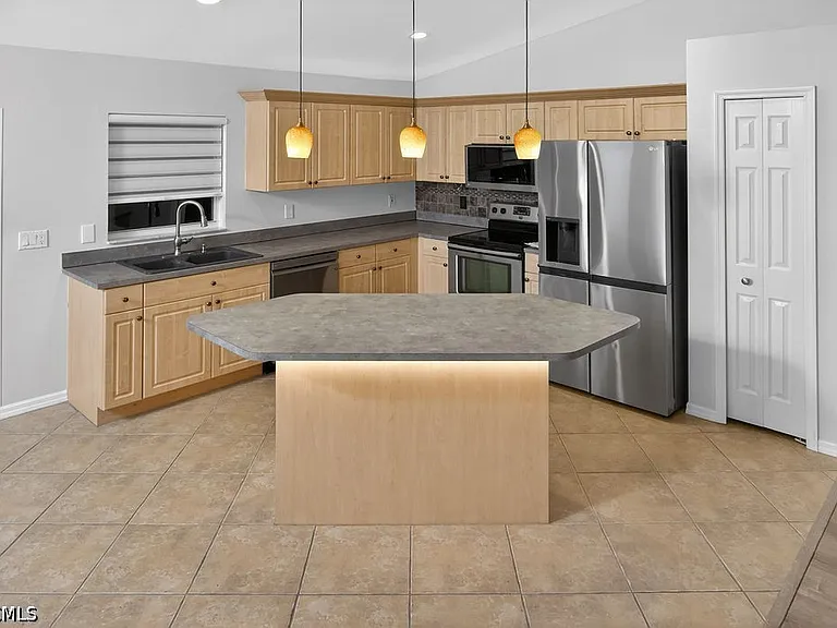 11580 Forest Mere Dr — Photo 8