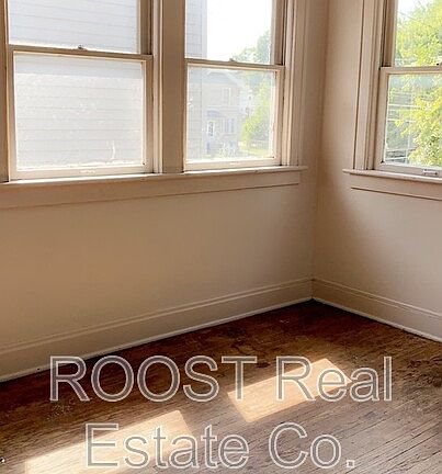 5th image of 785 Fairwood Ave