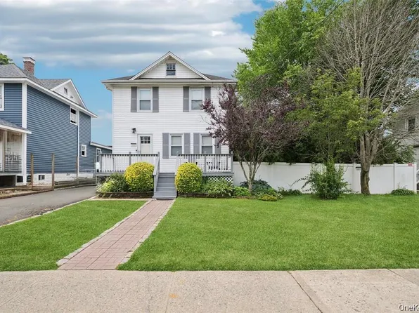 104 Park Avenue, Babylon, NY 11702