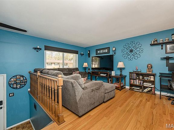 5th image of 28 James Ct