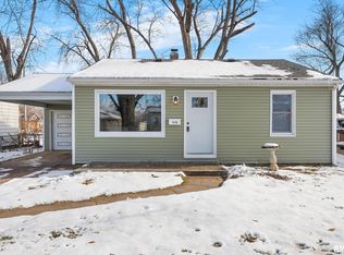 1418 N 12th St, Pekin, IL 61554