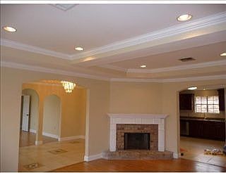 4th image of 10901 Zenith St