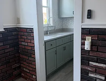 36 Derby St #2 — Photo 5