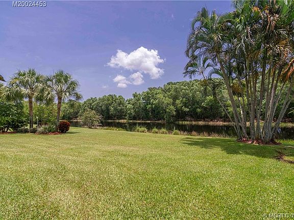 5th image of 4521 SW Long Bay Dr