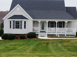 1297 Jeb Stuart Pl, Forest, VA 24551