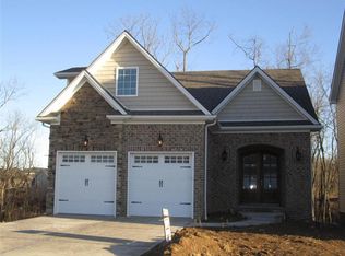 2081 Falling Leaves Ln, Lexington, KY 40509