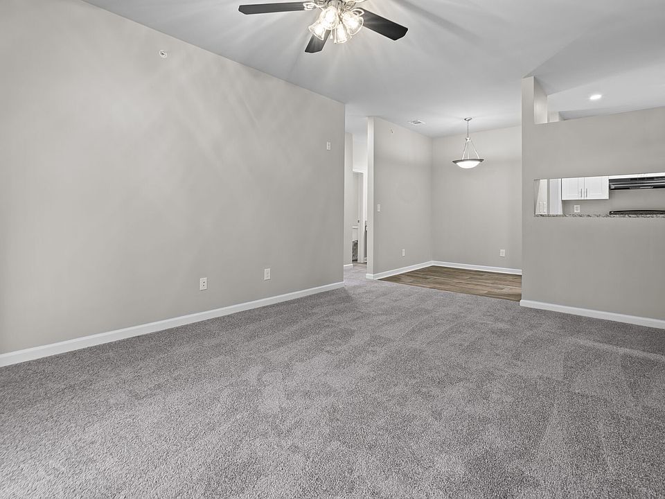 B2 (Lanier II) Premium Unit (Fully Renovated)