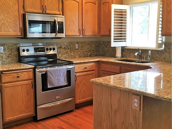 2nd image of 4208 S Greystone Ln
