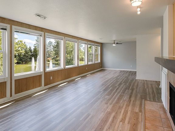 5th image of 17027 SW Versailles Ln