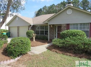 35 Sterling Creek Dr, Richmond Hill, GA 31324
