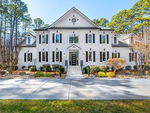 2nd image of 1125 Barclay Manor Way