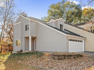 2058 Kings Rd, Eagan, MN 55122