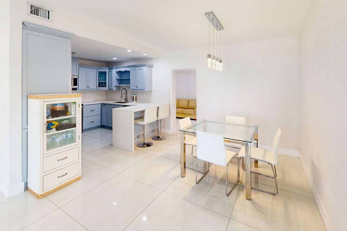 next background image