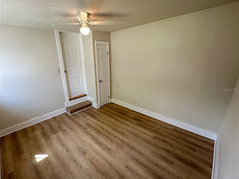 1650 Prescott St S — Photo 8