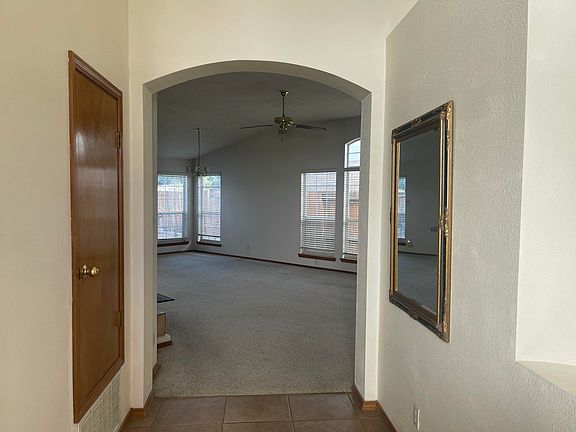 3rd image of 8031 Brittany Ave NE