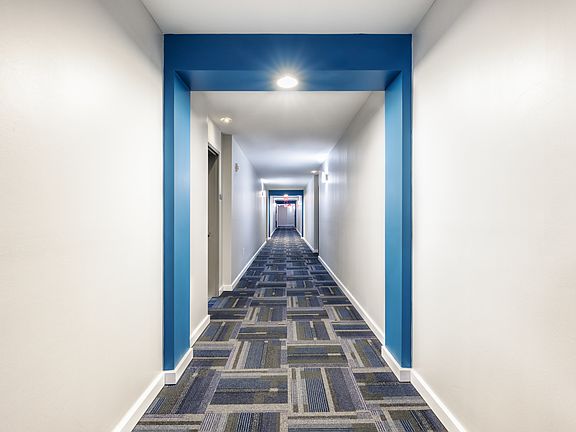 4th image of 1190 Washington St #620