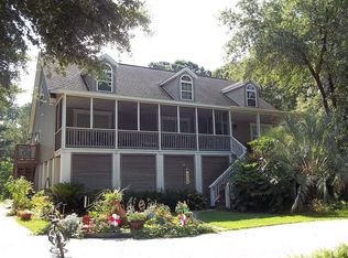 24 Bay Point Rd, St Helena Is, SC 29920