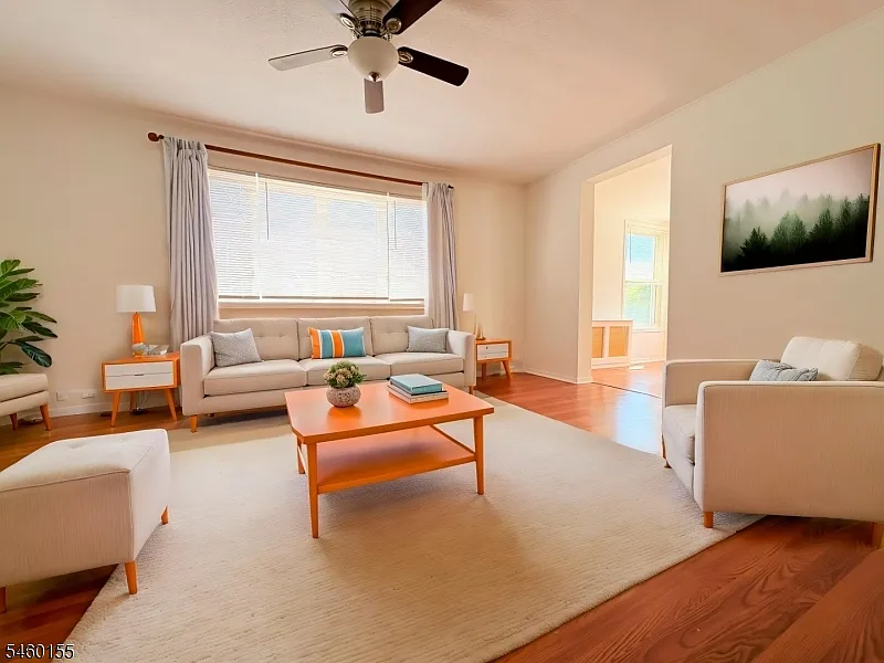 3 bed, 1.5 bath, $2,975 — Photo 3