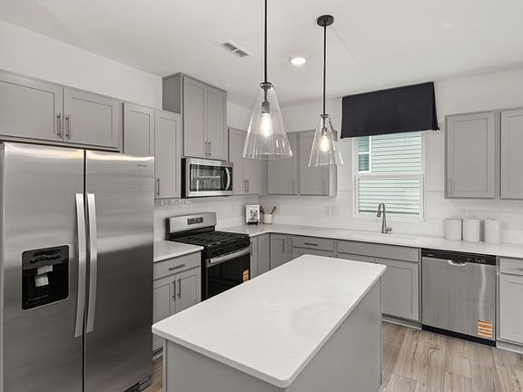 Kitchen with Large Island