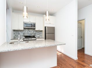 288 Driggs Ave APT 2R, Brooklyn, NY 11222