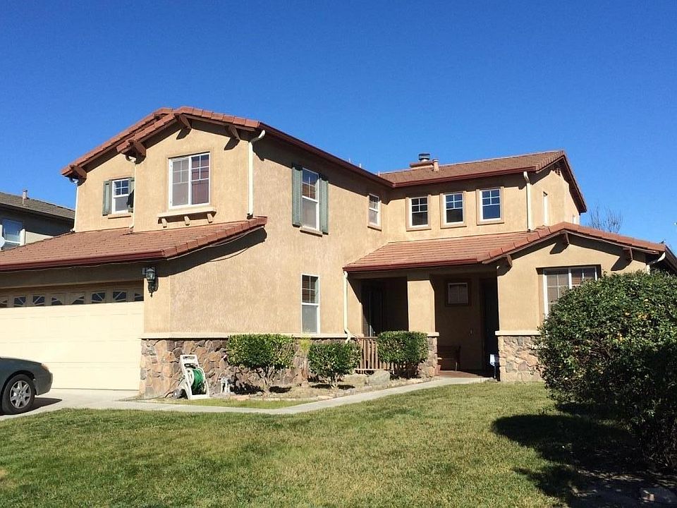 1st image of 675 Carnelian Ave