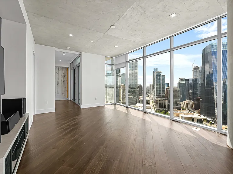 501 West Ave #3201 — Photo 12