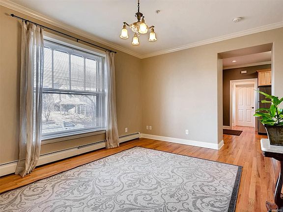 3rd image of 1378 N Gaylord St APT 1