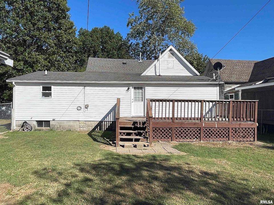 213 N 10th St, Herrin, IL 62948 Zillow