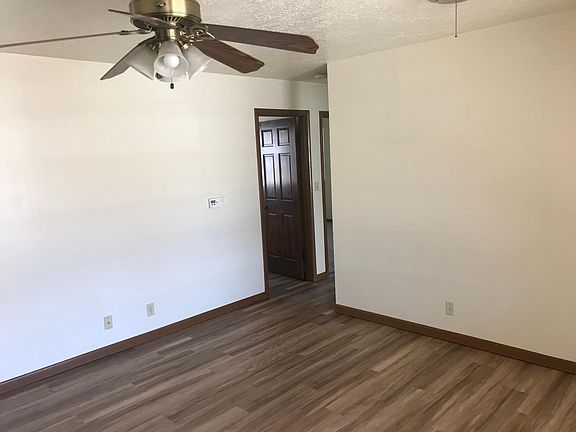 4th image of 1603 Avondale Dr