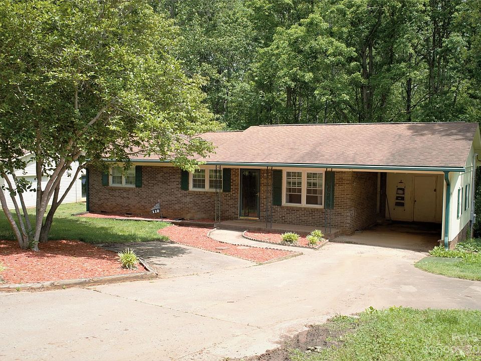 1st image of 110 Sleepy Ln