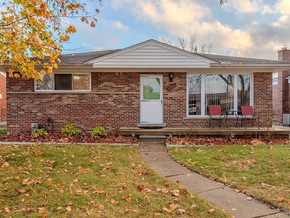 1st image of 29841 Lonnie Dr