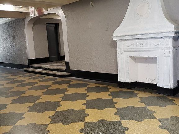 4th image of 221 Linden Blvd APT F4