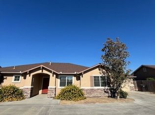 414 Edgewater St, Tulare, CA 93274
