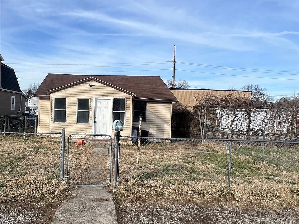 1st image of 1032 Van Buren Ave