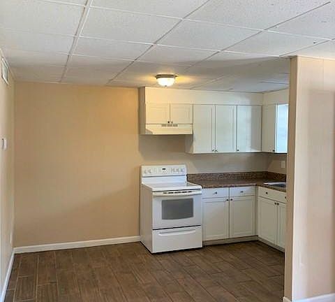 2nd image of 1860 Green Dr NW APT 9