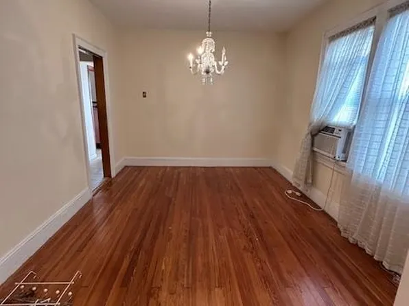 724 5th Street image 8 of 10