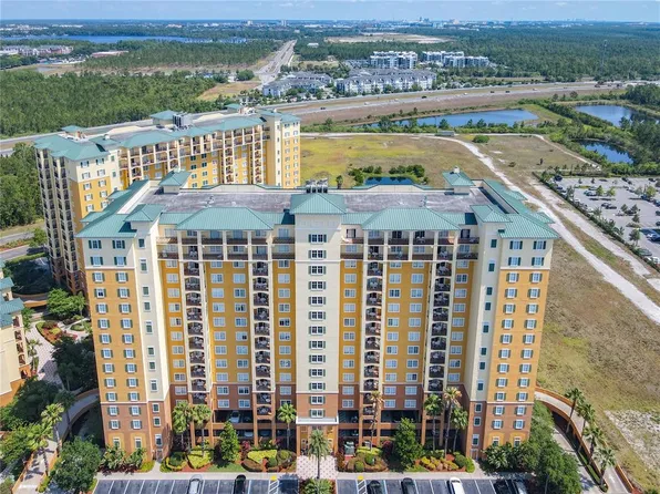 8101 Resort Village Dr, Orlando, FL 32821