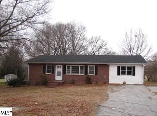 1521 Hannon Rd, Inman, SC 29349