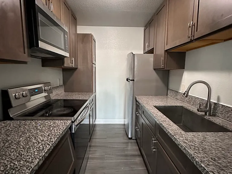 901 Carro Dr #3 — Photo 6