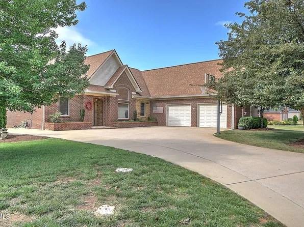 30 E Dale Ct, Greeneville, TN 37745