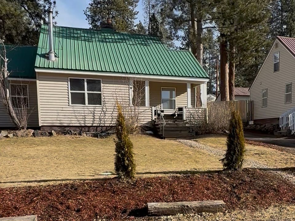 1st image of 137935 Manzanita St