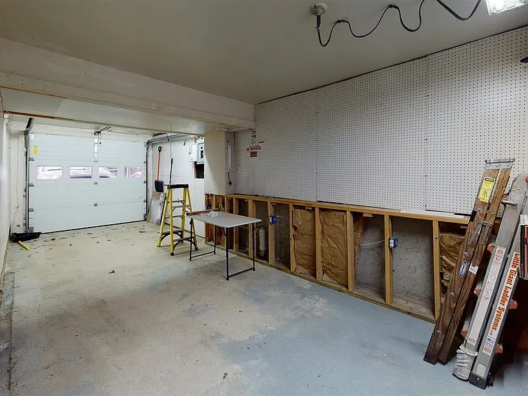 32 Sentry Way — Photo 21
